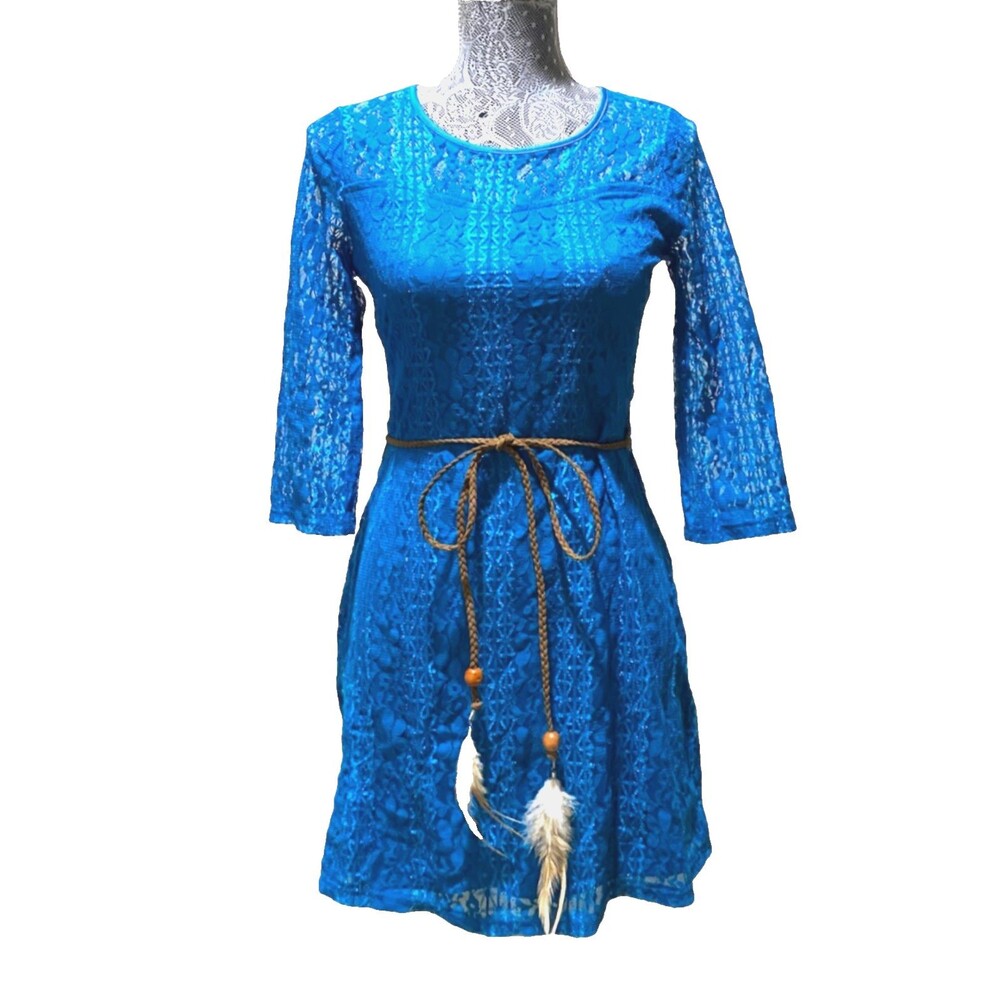 Ruby Rox Lace Bodycon Dress 3/4 Sleeve Feather Tassel Accent Belt Mini Stretch M